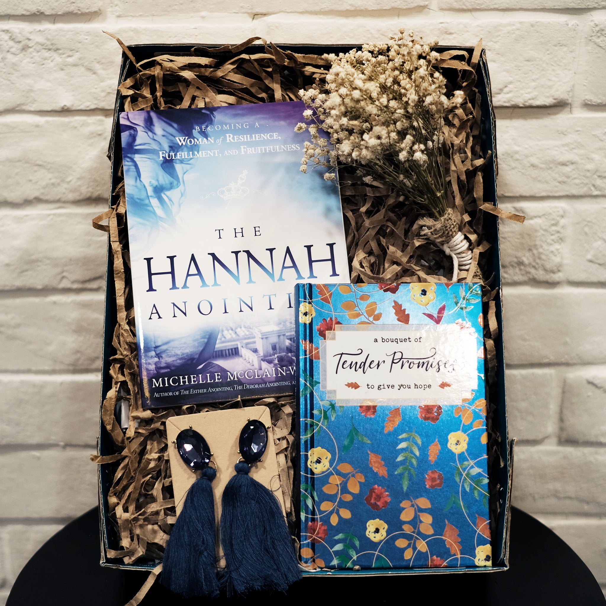 Hannah's Bundle hot